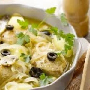 Hoofdgerecht; Stoofpotje van kip - Thaise curry - groentjes